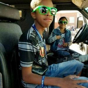 Meet your Posher, Larue